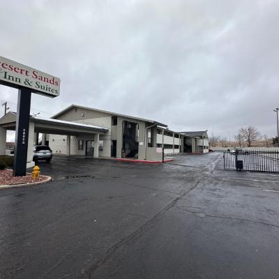 Desert Sands Inn & Suites (13317 Central Avenue Northeast NM 87123 Albuquerque)