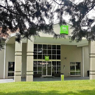 ibis Styles Canberra (203 Goyder Street, Narrabundah 2604 Canberra)