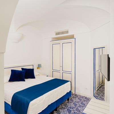 Hotel Da Raffaele (Via Roma 33 80077 Ischia)