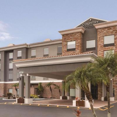 Photo Country Inn & Suites by Radisson, Tampa Airport East-RJ Stadium