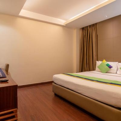 Treebo Cabana (R23, Greater Kailash-1, Block R, Greater Kailash I, Greater Kailash 110048 New Delhi)