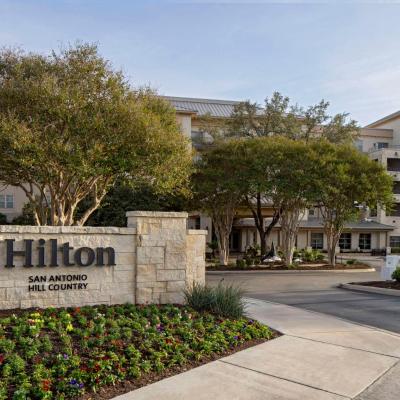 Hilton San Antonio Hill Country (9800 Westover Hills Boulevard TX 78251 San Antonio)