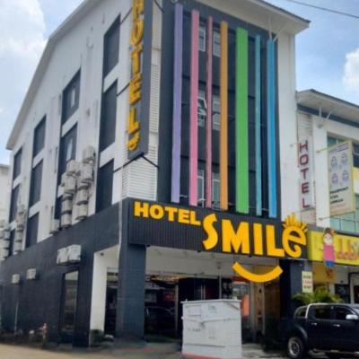 Smile Hotel Cheras Sri Permaisuri (28 Jalan Dwitasik 28 jalan dwitasik, bandar sri permaisuri 56000 kuala lumpur 56000 Kuala Lumpur)