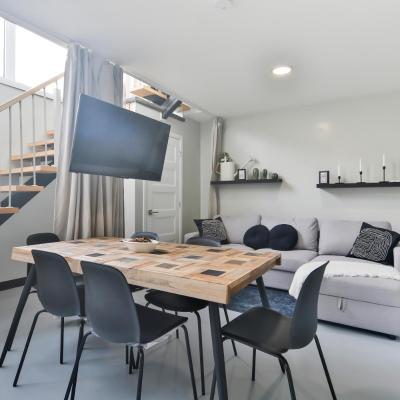 Parc Avenue Lofts (5887 Avenue du Parc H2V 4H4 Montréal)