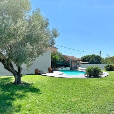 Dépendance de 40m2 avec piscine à Arles (32 Chemin de la Tour des Jonquets 13200 Arles)