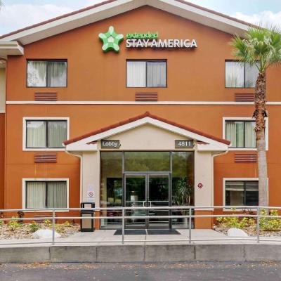 Extended Stay America Select Suites Tampa Airport Memorial Hwy (4811 Memorial Highway FL 33634 Tampa)