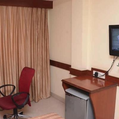 Nandhini Deluxe Hotel (114/1, Lalbagh Fort Road, Minerva Circle Minerva Circle 560004 Bangalore)