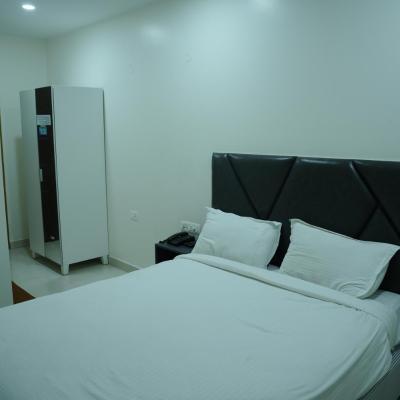 12 degree comforts (41 80 Feet Road 560061 Bangalore)