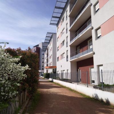 Apparthotel Privilodges Lyon Lumière (14 rue Jacqueline Auriol, Angle de l'avenue Jean Mermoz, Lyon 69008 Lyon)