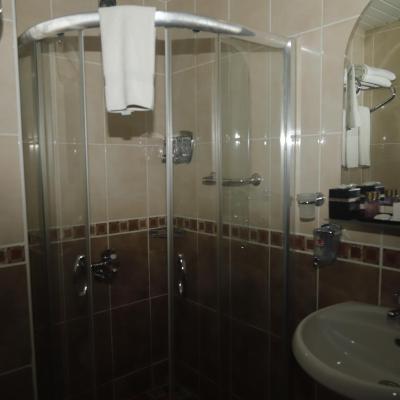 POLERA STELLA HOTEL (Turizm Caddesi 07070 Antalya)