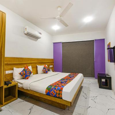 FabHotel Gazelle Inn I (221/13 Old Railway Road Pratap Nagar ,Sector 8 122001 Gurgaon)