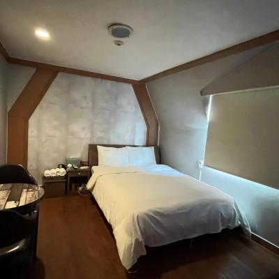 Gooreumseong motel (10, Hwagok-ro 42ga-gil, Gangseo-gu 07679 Séoul)