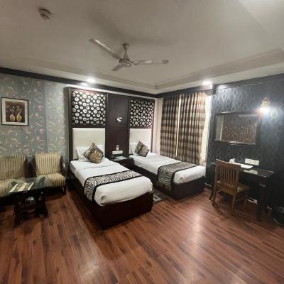 corporate stay (2/7, A-1 Block Road 110029 New Delhi)