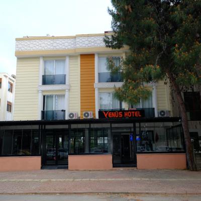 Venüs Hotel (Gürsu mah 310 sokak no 13 Konyaaltı 07070 Antalya)