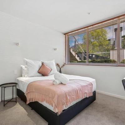 Tranquil Modern Studio (Frankton Road 130 9300 Queenstown)