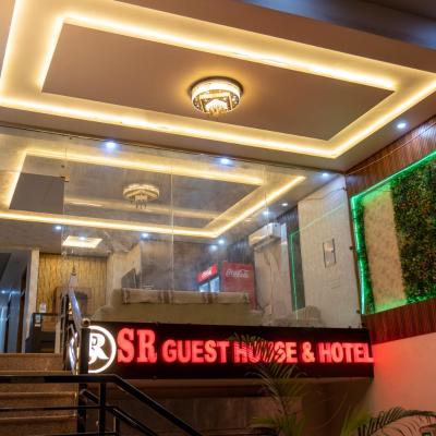 SR GUEST HOUSE & HOTEL (Plot NO 18 KALAL KHERIA MAYAPUR FATHEABAD ROAD AGRA 282006 Agra)