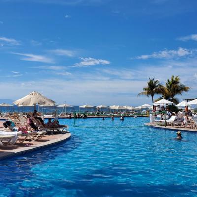 Velas Vallarta (Av Paseo de la Marina Nte 48334 Puerto Vallarta)