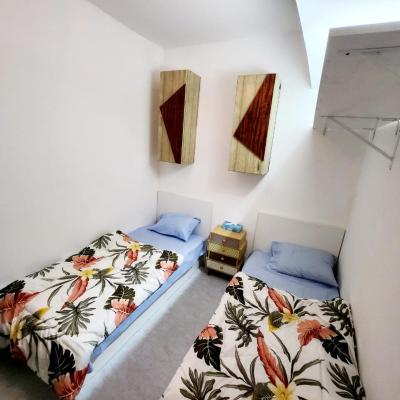 Room For 2 Person Close to Metro (Al Barsha 1  Dubaï)