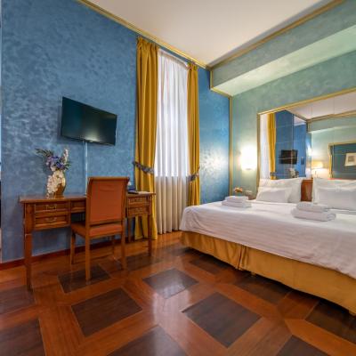 Hotel Kinsky Fountain (Holeckova 7 15000 Prague)