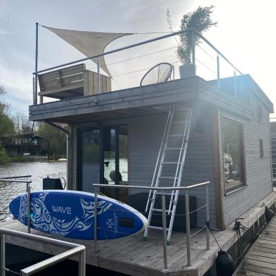 Hausboot OFF im Diamantgraben an der Elbe (13 Neuländer Hauptdeich 21079 Hambourg)