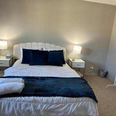 Cozy private room in Edmonton (2936 36 Street Northwest T6L 5H4 Edmonton)