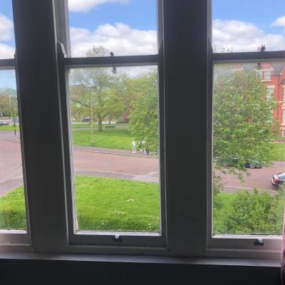 Double-Rooms Free Street Parking Near LFC (2 Newsham Drive L6 7UJ Liverpool)