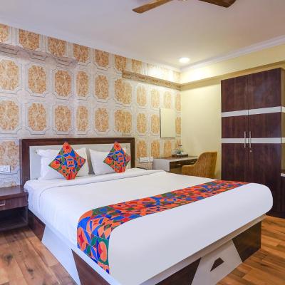 FabHotel Prime Signature Inn (2nd and 3rd Floor, 40/1-5/1, Purinma Bhavan, Old Madras Road, Nagavarapalya CV Raman Nagar, Bengaluru (Bangalore) Urban 560093 Bangalore)