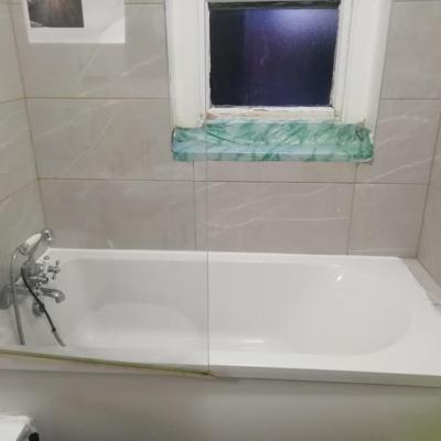 Single Room Shared bathroom Free Street Parking Near Anfield LFC (2 Newsham Drive L6 7UJ Liverpool)