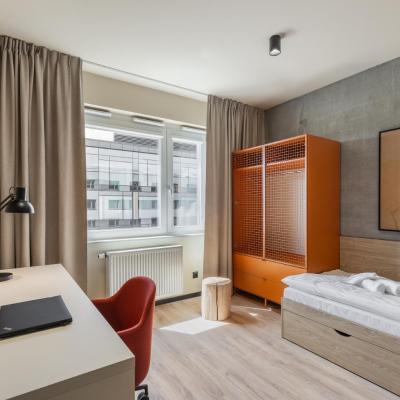 NextDoor Apartments (47 Aleja 3 Maja 30-062 Cracovie)