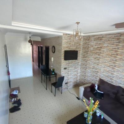 perfect place in Casa but not too close, great transportation and 5km to the beach and shops all around trams, buses, train (Chefchaouni 20250 Casablanca)