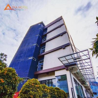 Azka Hotel by Salak Hospitality (Slamet Riyadi No.11, RT.1/RW.4, Kb. Manggis 13150 Jakarta)