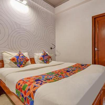 FabHotel Shekhawati Palace (D-33 Shanti Path Sector 6, Jawahar Nagar 302004 Jaipur)