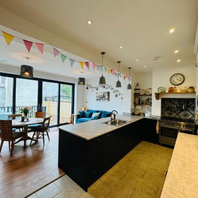 Modern & Vintage inspired Home in Old Totterdown (46 Cambridge Street BS3 4TG Bristol)