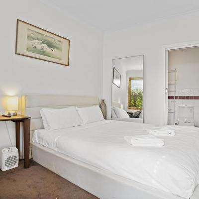 Simple Comfort - One bedder in South Yarra ( 3141 Melbourne)