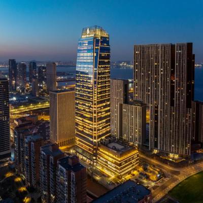 Four Seasons Hotel Dalian (45 Zhuyu Street 116007 Dalian)