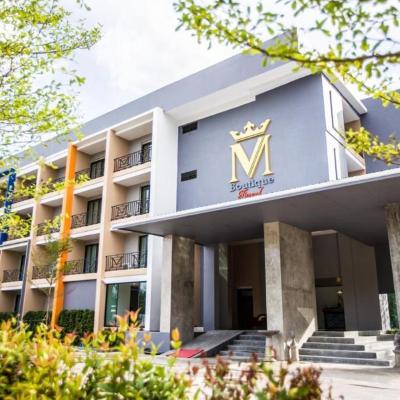 M Boutique Resort (515 Moo.7 Rop Wiang 57000 Chiang Rai)