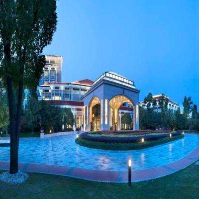 Suzhou Jinji Lake Grand Hotel (No.168 Guobin Road 215021 Suzhou)