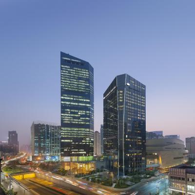 Mandarin Oriental, Guangzhou (No.389, Tianhe Road 510620 Canton)