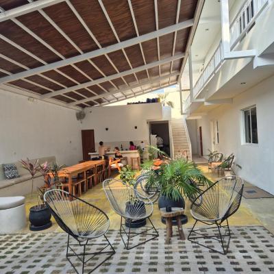 Freelance Hostel (361 Calle Beta Sur 77760 Tulum)