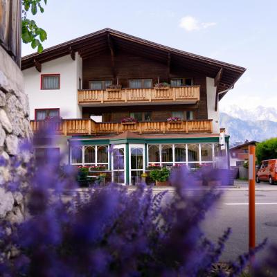 Hotel Kögele mit Restaurant bei Innsbruck Axamer Lizum (Georg-Bucher-Str.34 6094 Innsbruck)