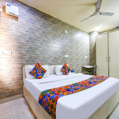 FabHotel Model Town (2, 2, Ishwar Colony, Kalyan Vihar, Delhi 110009 New Delhi)