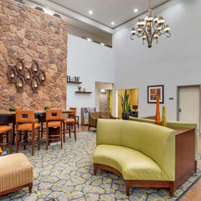 Best Western PLUS Hobby Airport Inn and Suites (8778 Airport Boulevard TX 77061 Houston)