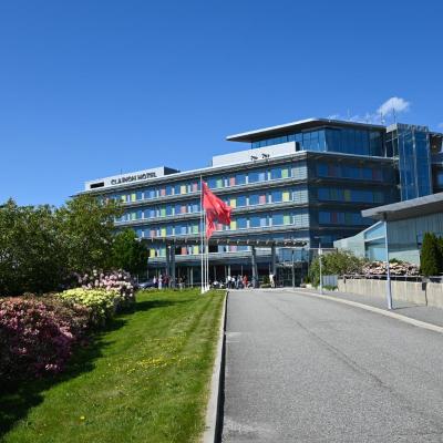 Clarion Hotel Bergen Airport (Flyplassveien 551 5869 Bergen)