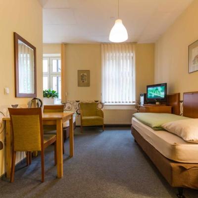 Hostel Nina (1 Maja 41 40-228 Katowice)