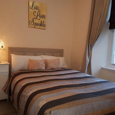 Private Room near Glasgow City Centre Braid (Braid Square G4 9YB Glasgow)