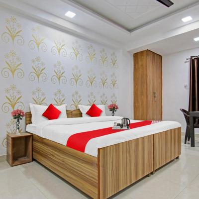 Flagship Dwarka 23 Inn (Pochanpur Village, Sector-23, Dwarka, Delhi 110077 New Delhi)