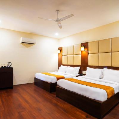 FabHotel Polovictory Palace ( Near polovictory cinema Jaipur, Station road 302001 Jaipur)