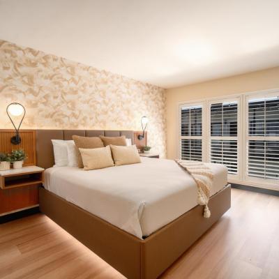 LYFE INN & SUITES by AGA - Beverly Hills (7575 Beverly Boulevard CA 90036 Los Angeles)