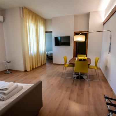 Residence Porta Al Prato (Via Ponte Alle Mosse, 16 50144 Florence)