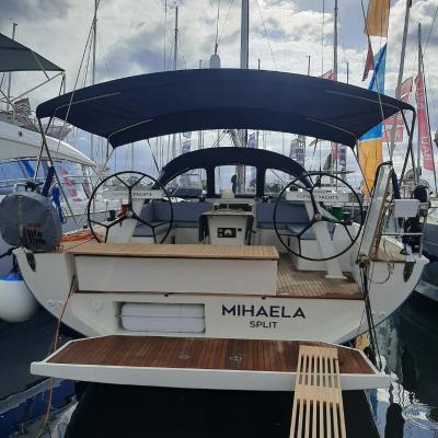 Mihaela (Put Cumbrijana 6 21220 Trogir)